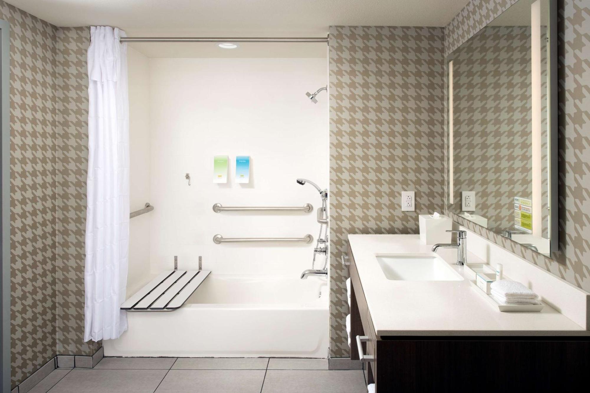 Home2 By Hilton Hotel 3*